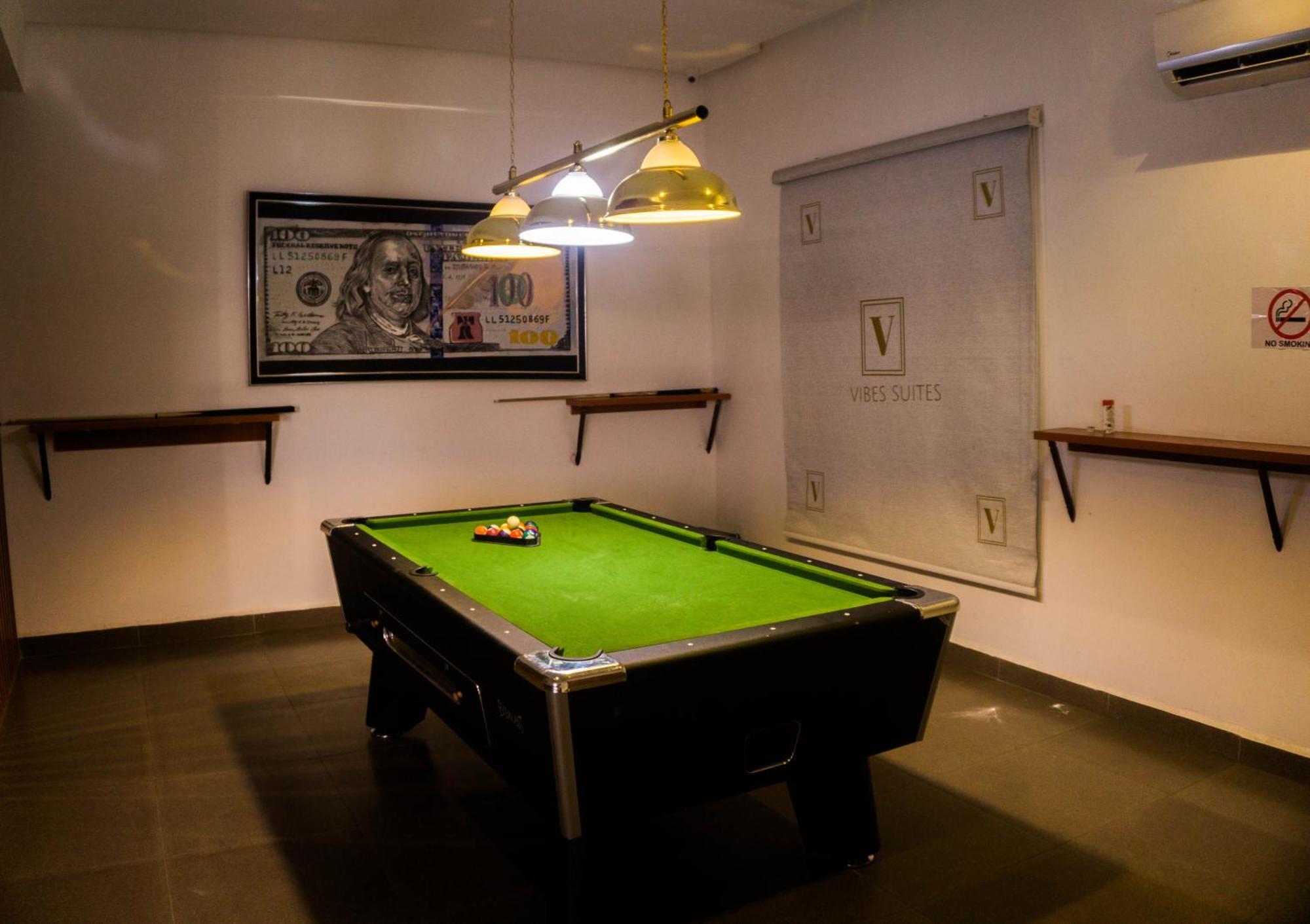 Vibes Suites Kaba ภายนอก รูปภาพ