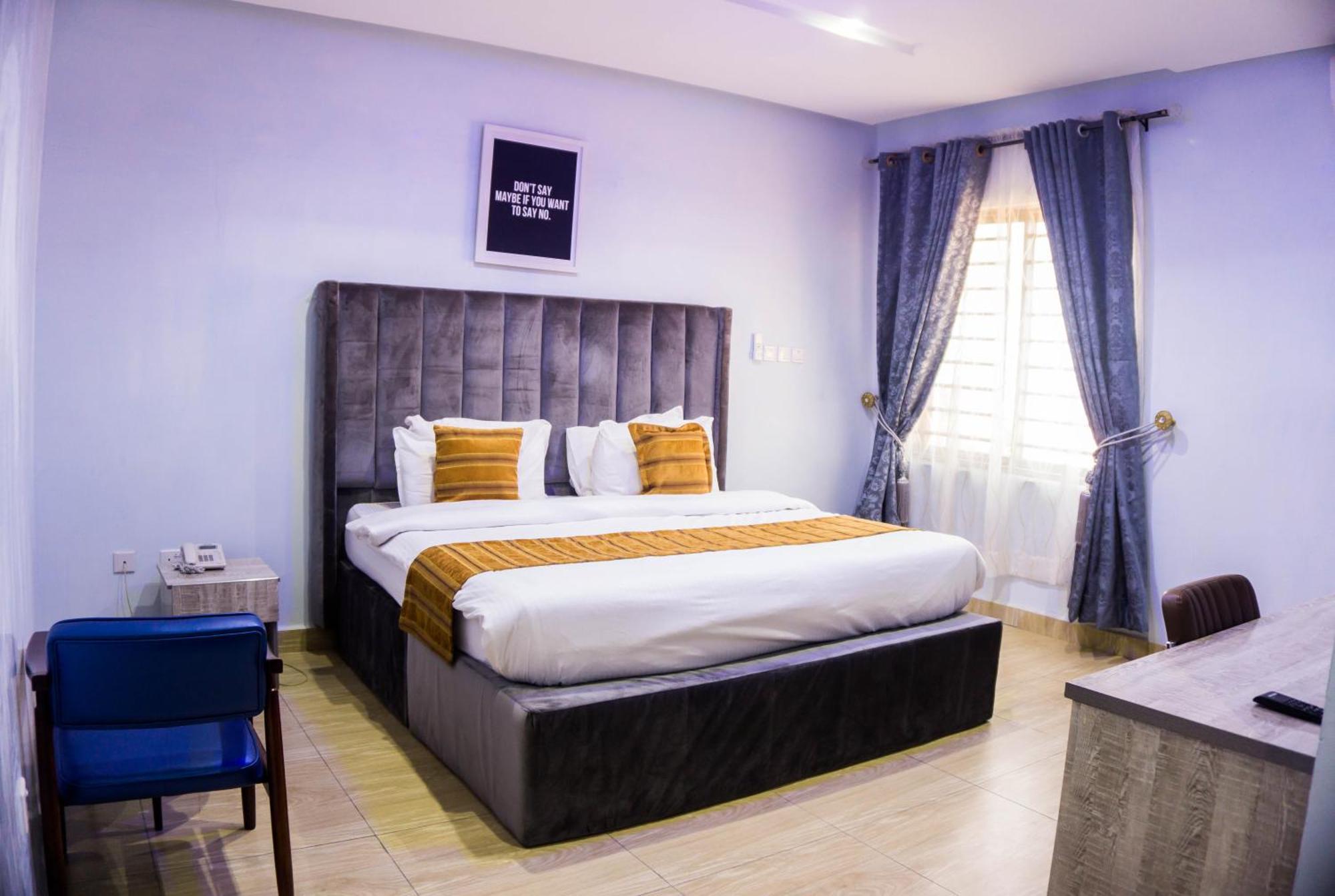 Vibes Suites Kaba ภายนอก รูปภาพ